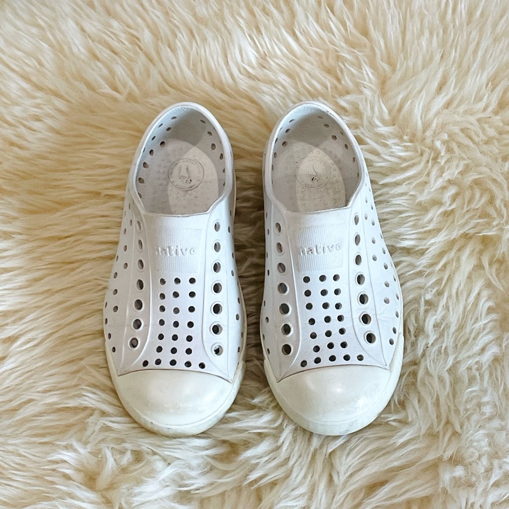 Native shoes, white, size 9